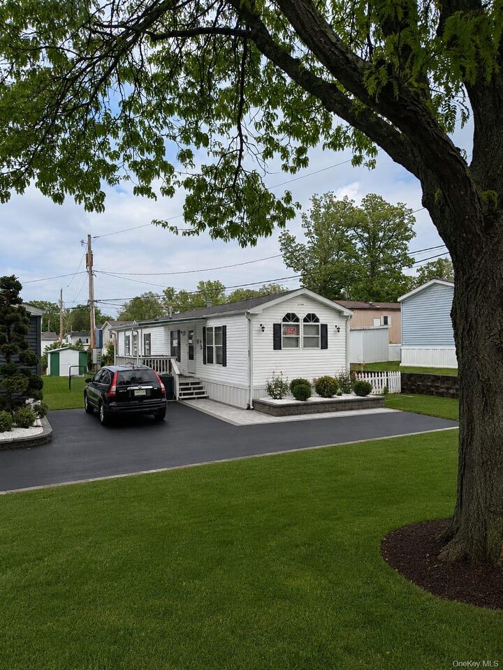 Property Photo:  57 W Mountain View  NY 10980 