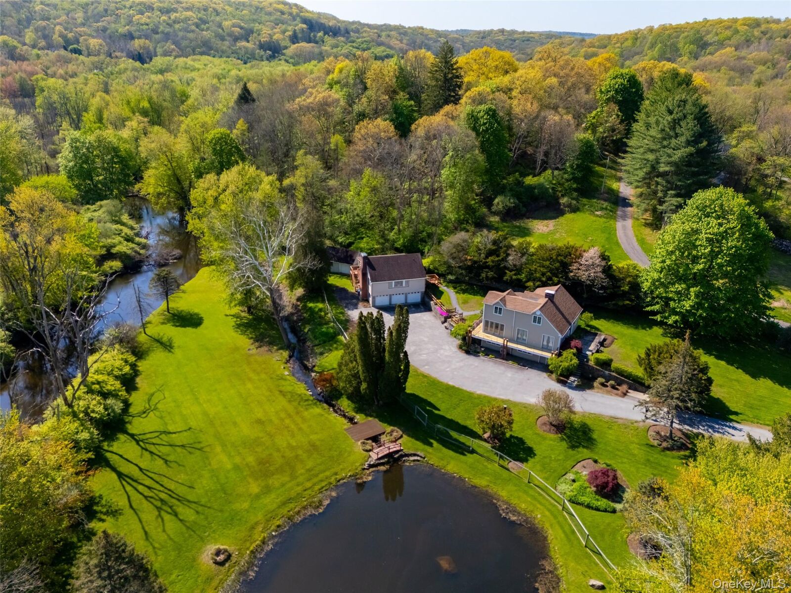 Property Photo:  282-284 Doansburg Road  NY 10509 