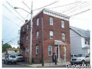 Property Photo:  8 Franklin Avenue 1  NY 10965 