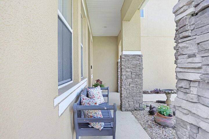 Property Photo:  10602 Bamboo Rod Circle  FL 33569 