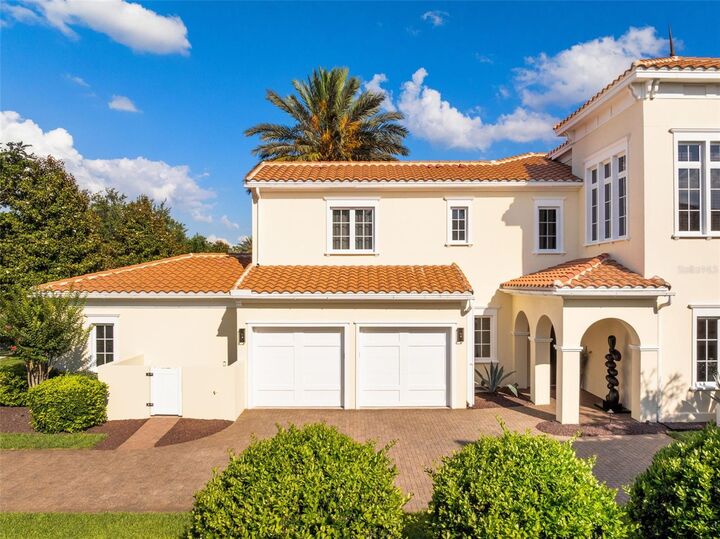 Property Photo: 10355 Kensington Shore Drive I-102 FL 32827