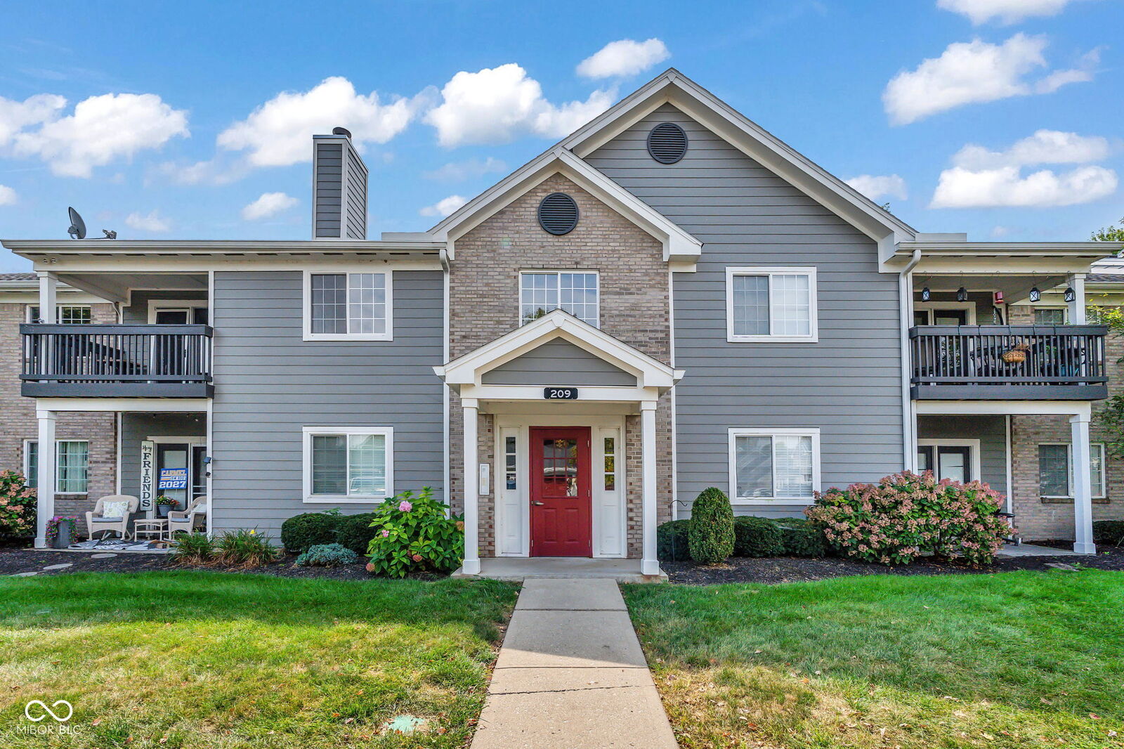 Property Photo:  209 Faulkner Court 205  IN 46032 