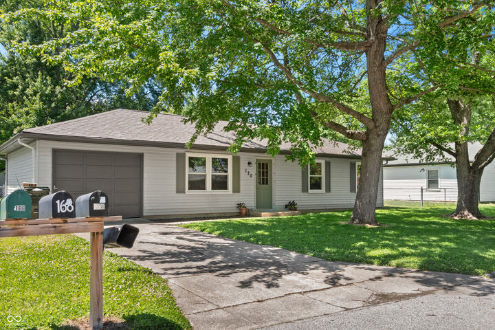 Property Photo:  170 Midway Court S  IN 47246 