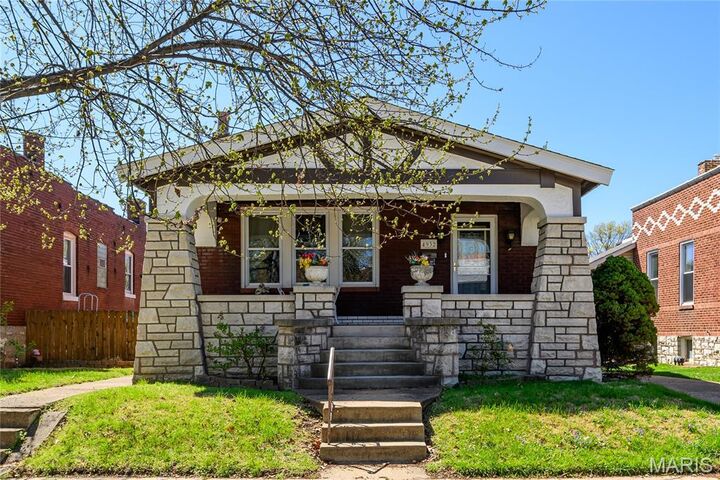 Property Photo:  4932 Lisette Avenue  MO 63109 
