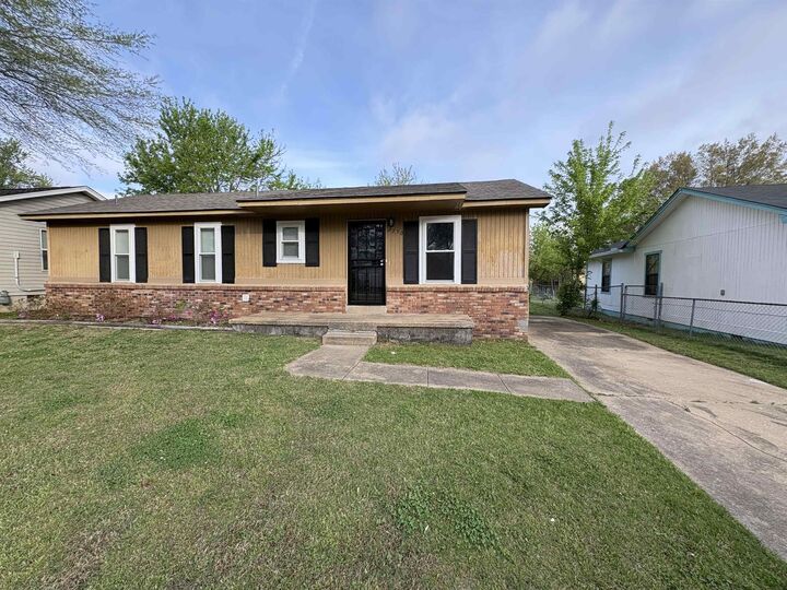 Property Photo:  3350 Bestway Dr  TN 38118 