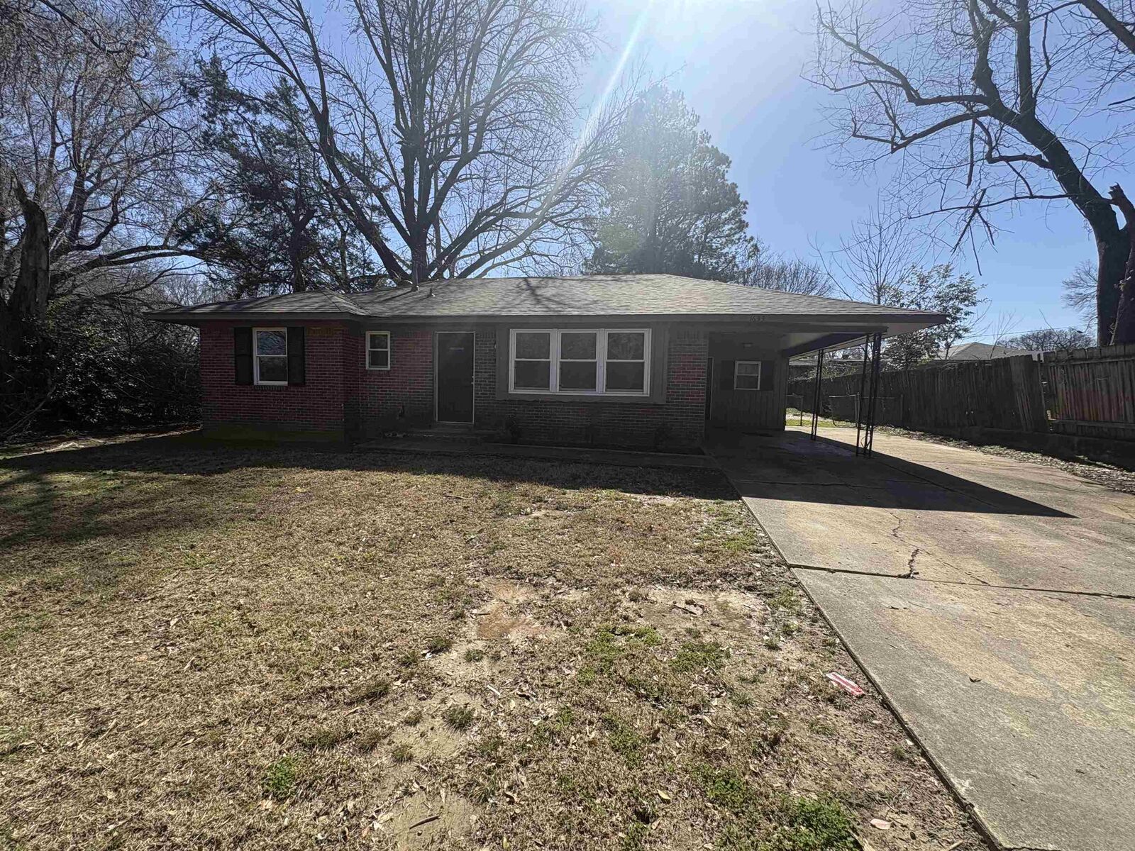 Property Photo:  1633 Puryear Dr  TN 38116 