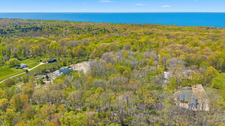 Property Photo:  7032 Glenn Oaks Drive  MI 49090 