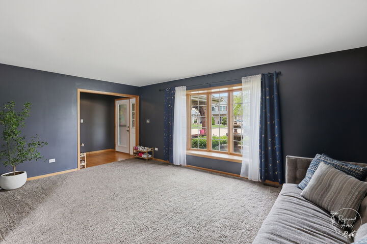Property Photo:  1168 Meadow Path  IL 60950 