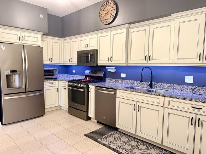 Property Photo:  9730 Koch Court 2F  IL 60467 