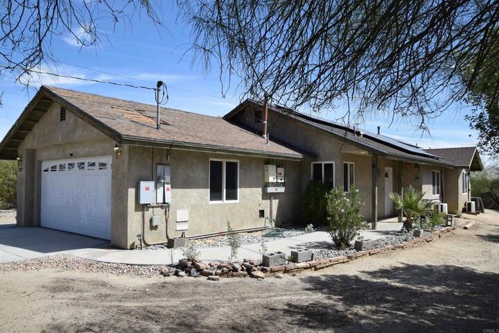 Property Photo:  2527 Flying U Road  CA 92004 