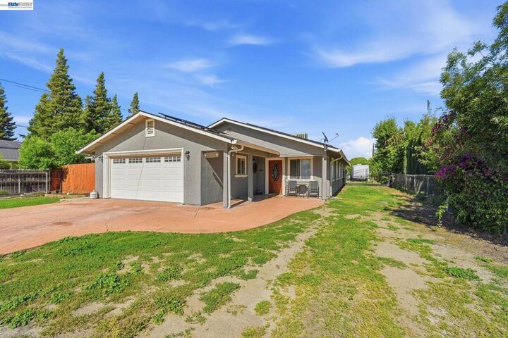 Property Photo:  10378 S Priest  CA 95231-9708 