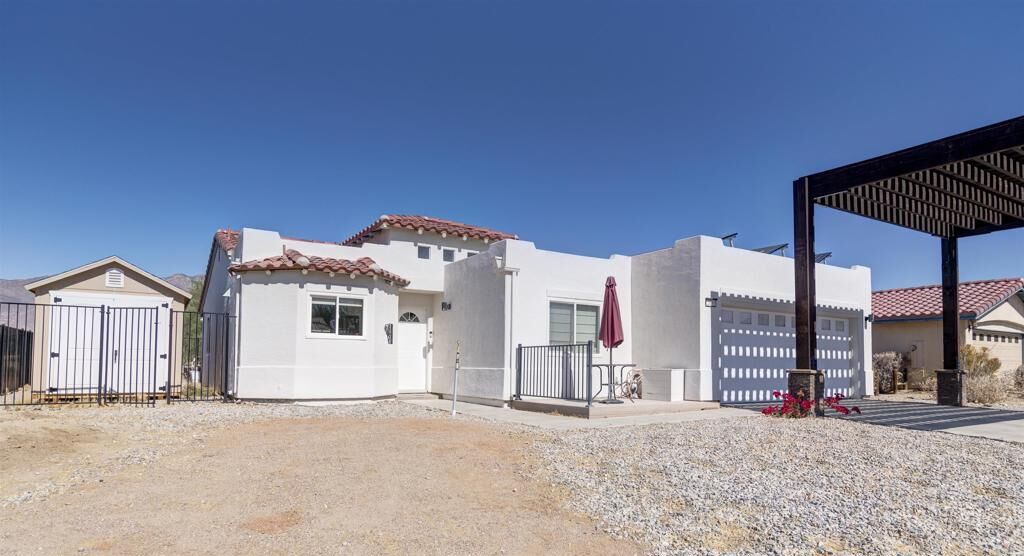 Property Photo:  2830 Back Nine Dr  CA 92004 