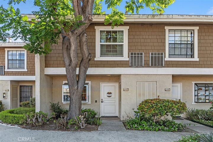 Property Photo:  223 Pineview  CA 92620 