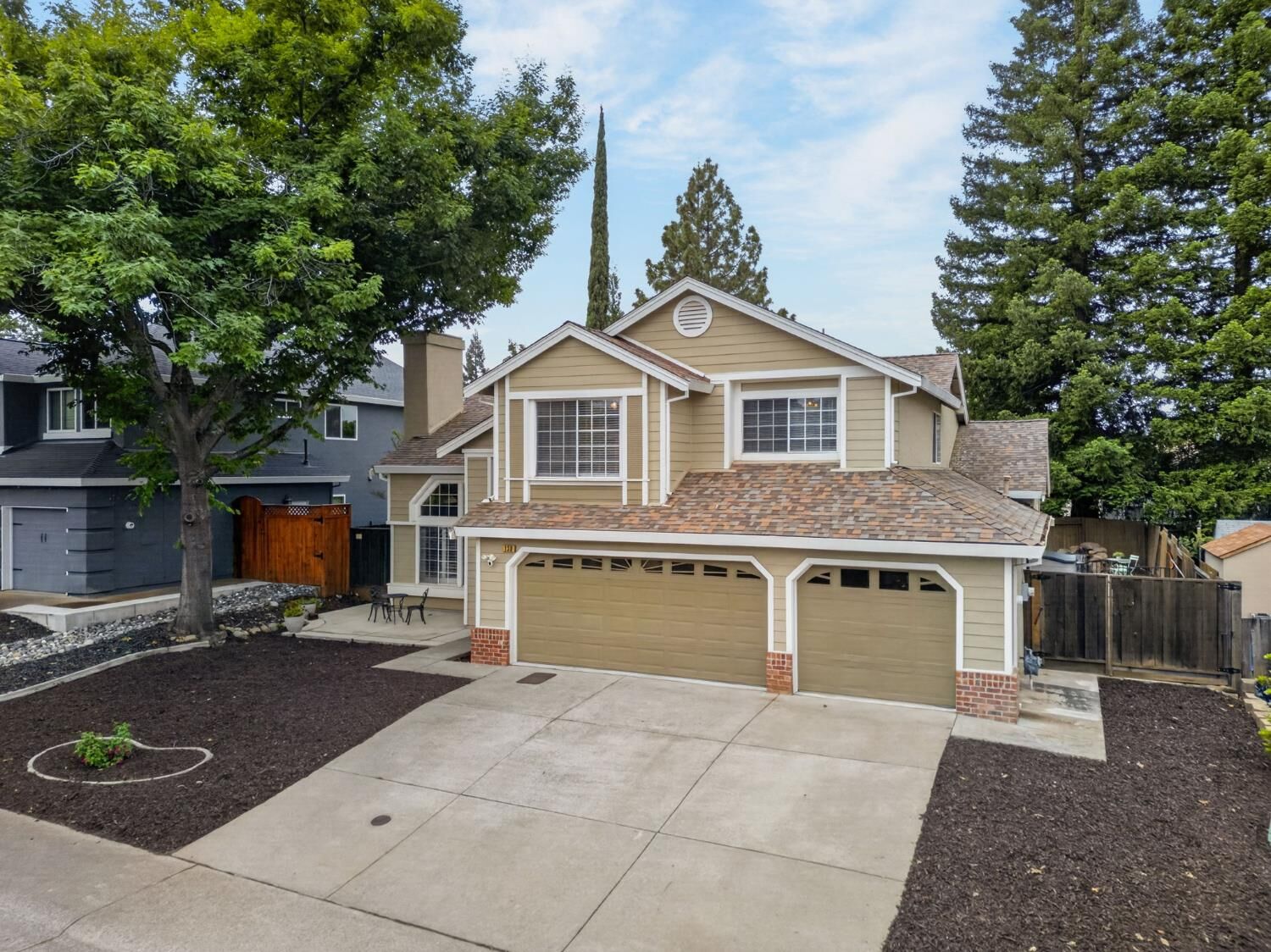 Property Photo:  130 Bayline Circle  CA 95630 