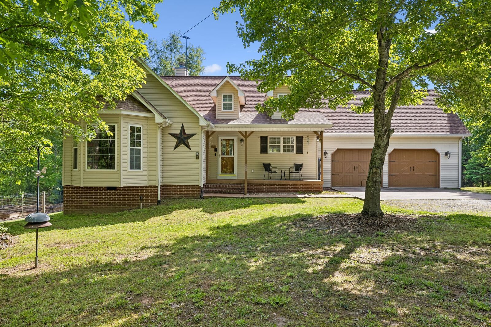 Property Photo: 363 Overhead Bridge Rd TN 38461