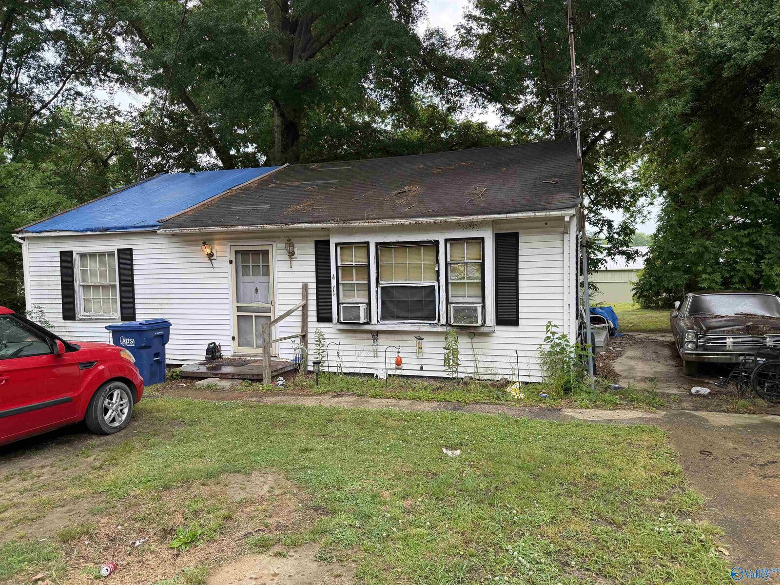 Property Photo:  411 N North Emmett Street  AL 35950 