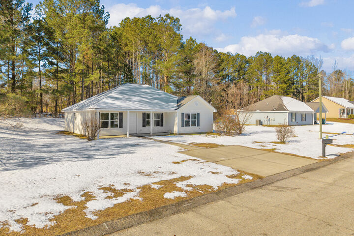 Property Photo: 1213 Northview Ext GA 30824
