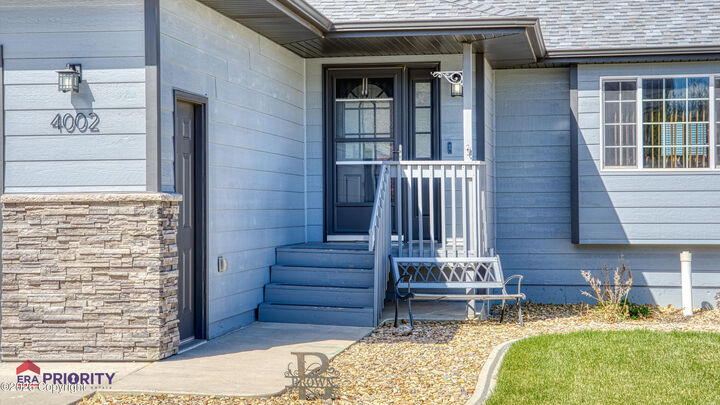 Property Photo:  4002 Hackamore Ct -  WY 82718 