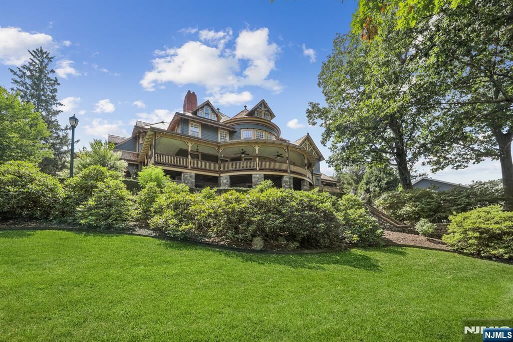 Property Photo: 33 Edgemere Avenue NJ 07856