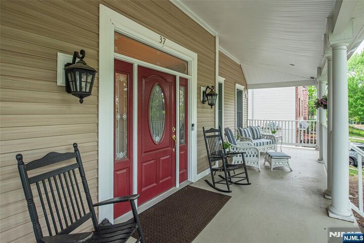 Property Photo:  37 Thomas  NJ 07470 