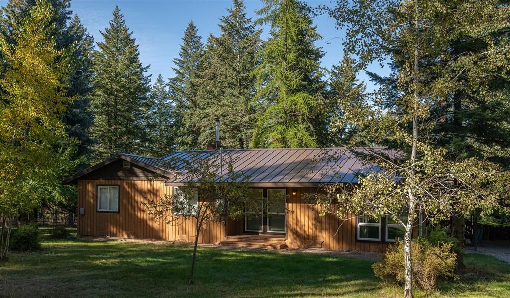 Property Photo:  32686 Snyder Hill Lane  MT 59864 