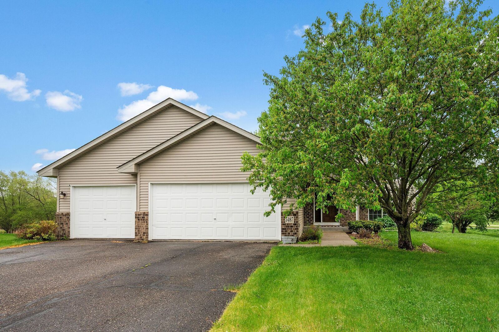 Property Photo:  5487 Kahler Drive NE  MN 55301 