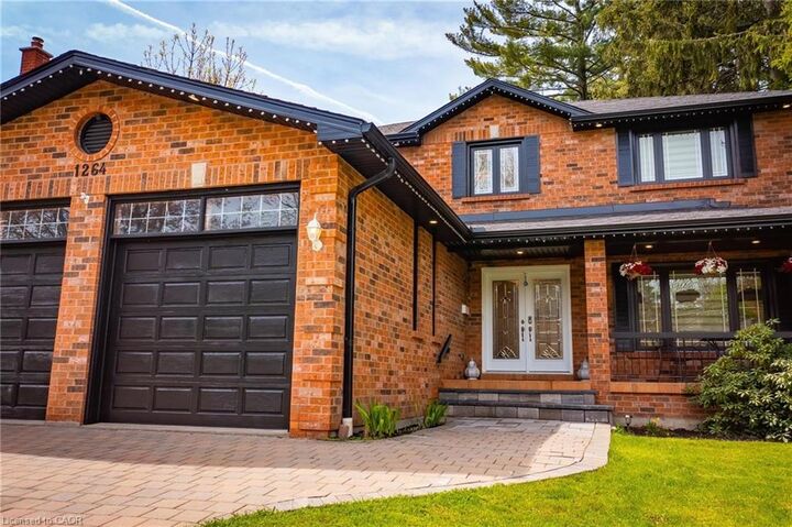 Property Photo:  1264 Kane Road  ON L5H 2M3 