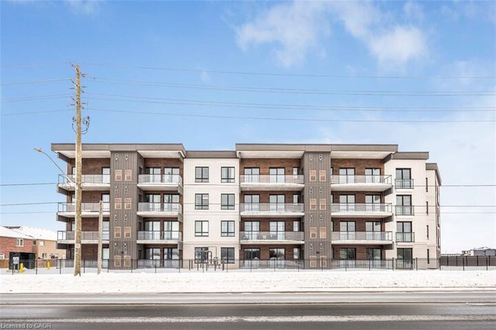 Property Photo:  7549A Kalar Road 407  ON L2H 3W6 