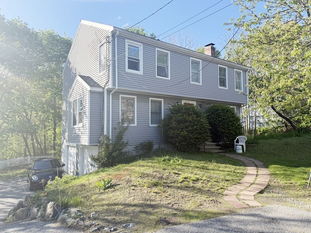 Property Photo:  14 Kings Ct. 14  MA 02474 