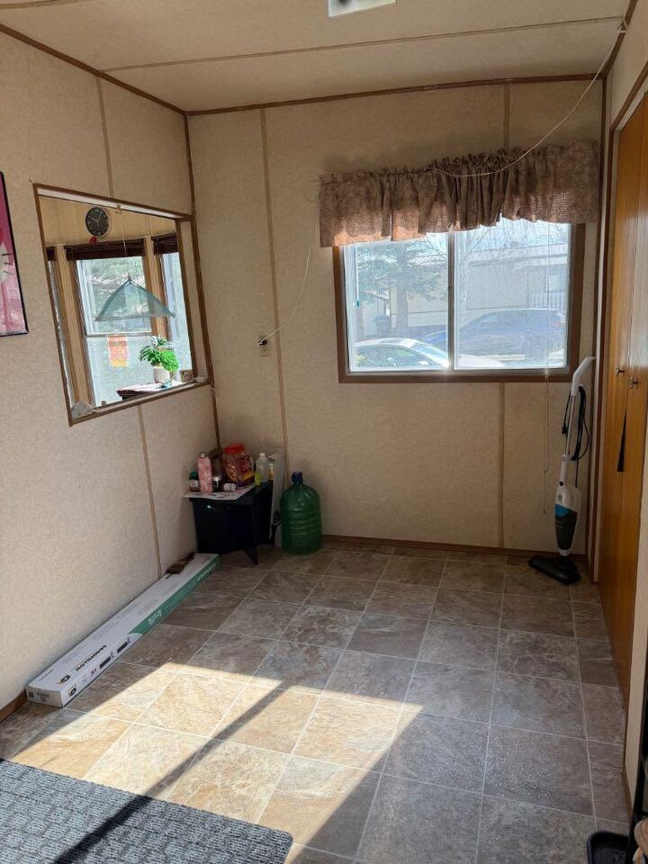 Property Photo:  5302 Birch Road  AB T4H 1M2 