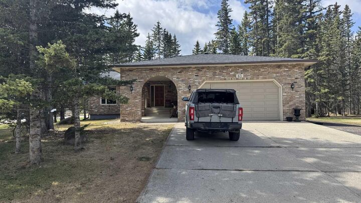 Property Photo:  Wolf Drive 63  AB T3Z 1A3 