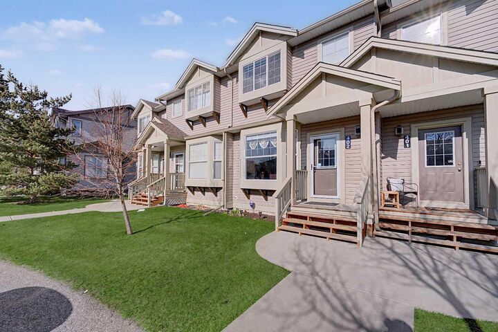 Property Photo:  2005 Luxstone Boulevard SW 402  AB T4B 3J9 