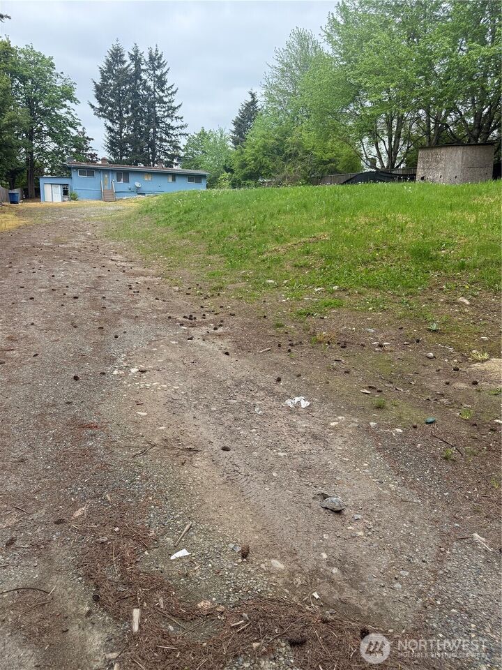 Property Photo: 9804 S 252nd Street WA 98030