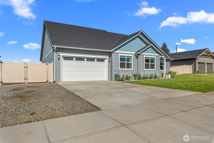 Property Photo:  36  Starlight Avenue  WA 98801 