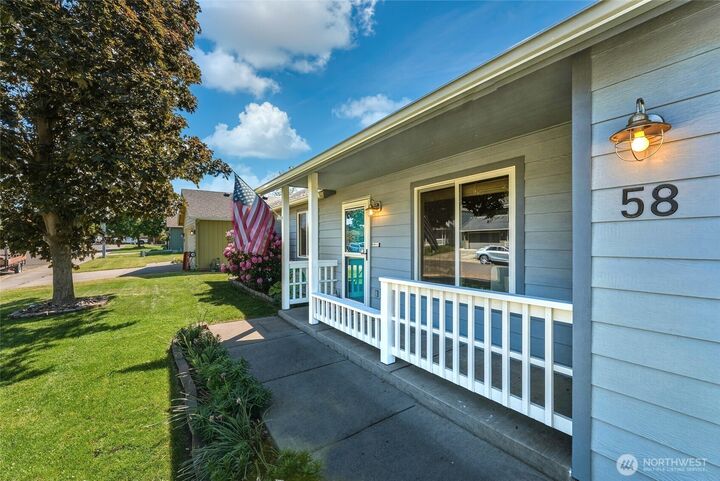Property Photo:  58  Talon Loop  WA 99362 