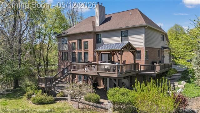 Property Photo:  1445 Wood Trail  MI 48371 