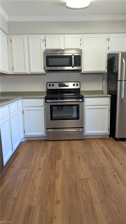 Property Photo: 9 Riverview Ct VA 23434