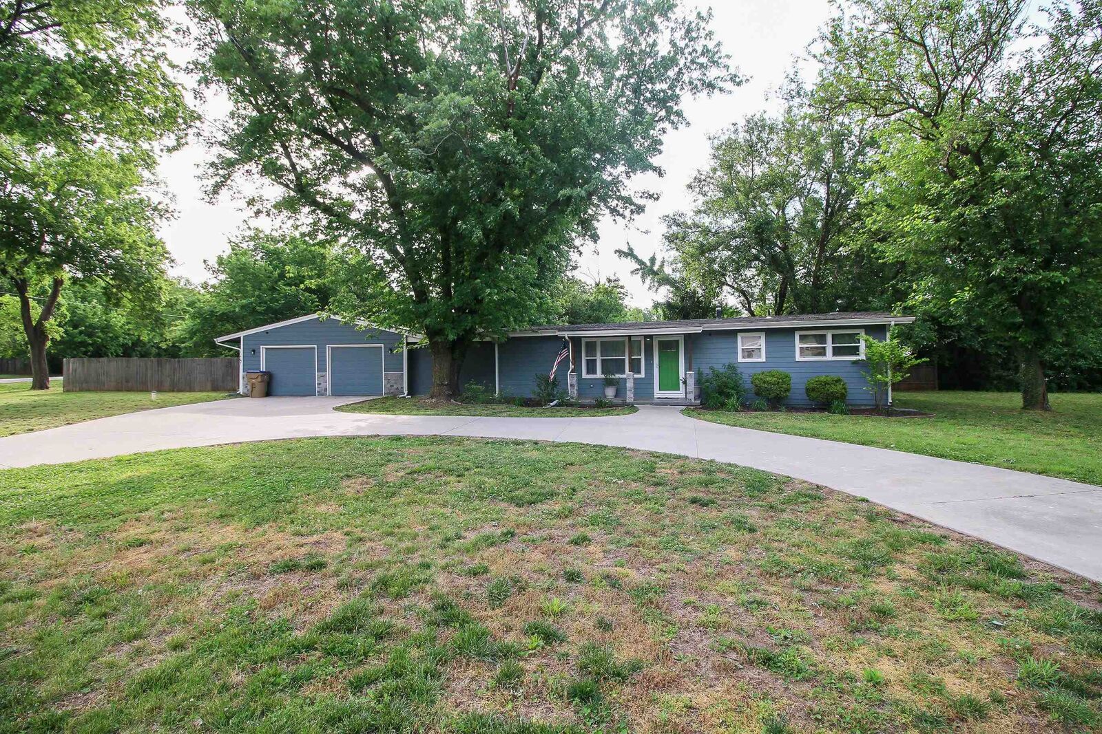 Property Photo:  1418 N Milton  KS 67037 