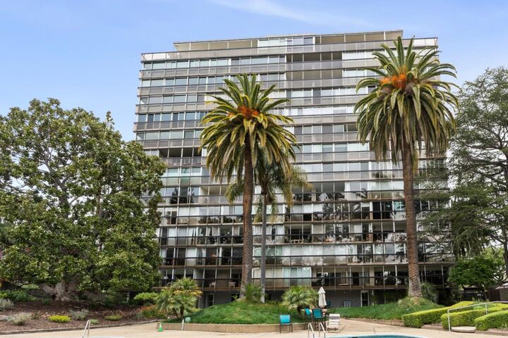 Property Photo:  101 Alma Street 608  CA 94301 