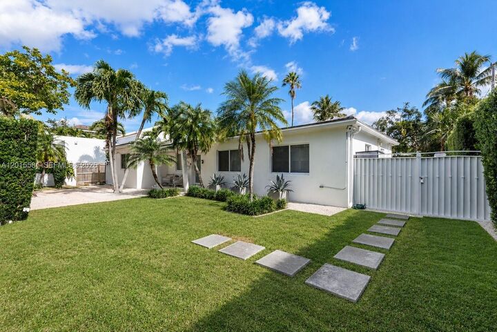 Property Photo:  301 Hampton Ln  FL 33149 