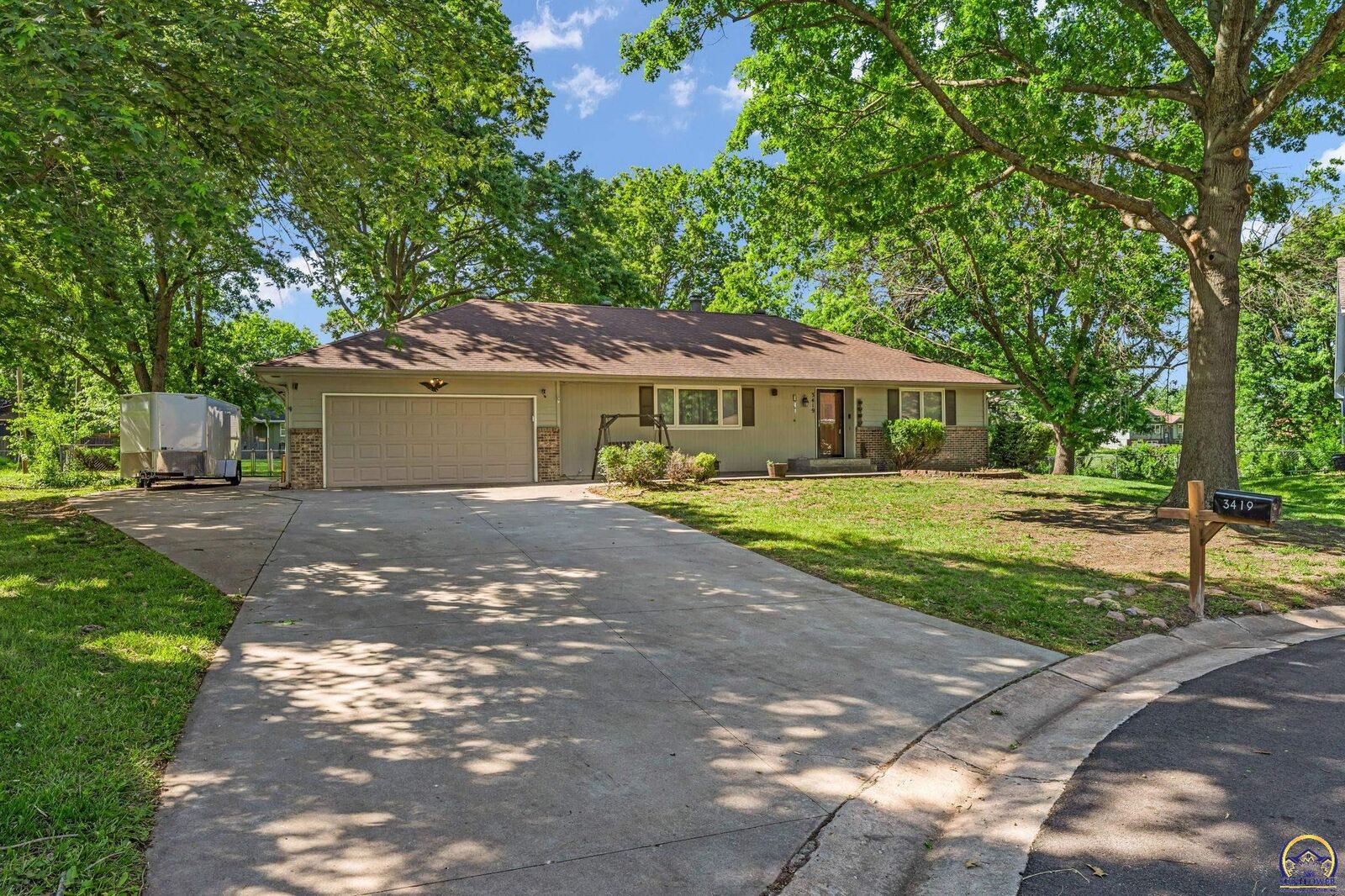 Property Photo:  3419 SE Arbor Ct  KS 66605 