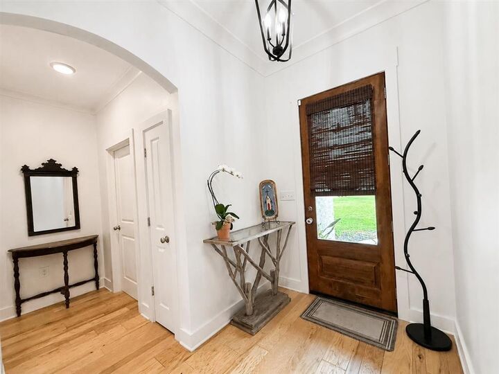 Property Photo:  602 Lionel Lane  LA 70605 