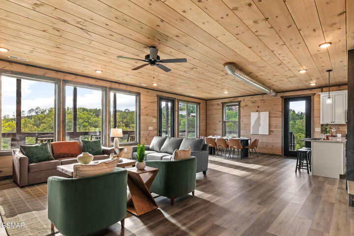 Property Photo:  2129 Rabbit Point Way  TN 37876 