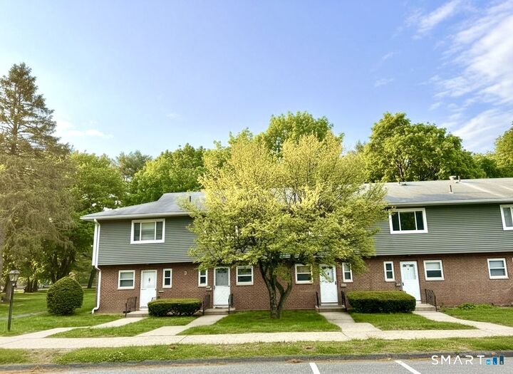 Property Photo:  3 Camelot Drive 2  CT 06002 