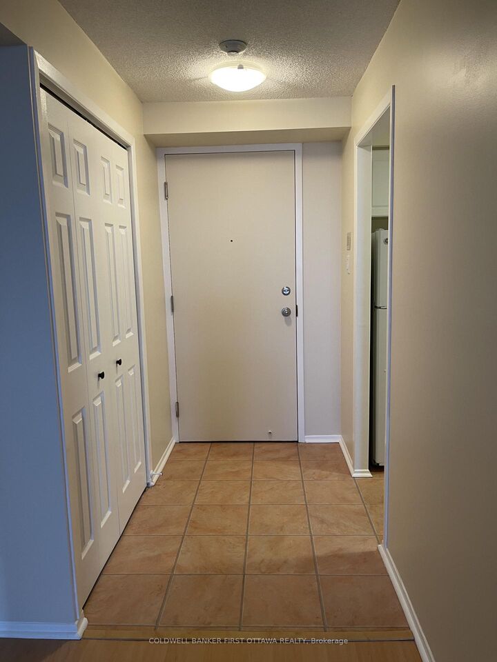 Property Photo:  1025 Grenon Avenue 901  ON K2B 8S5 