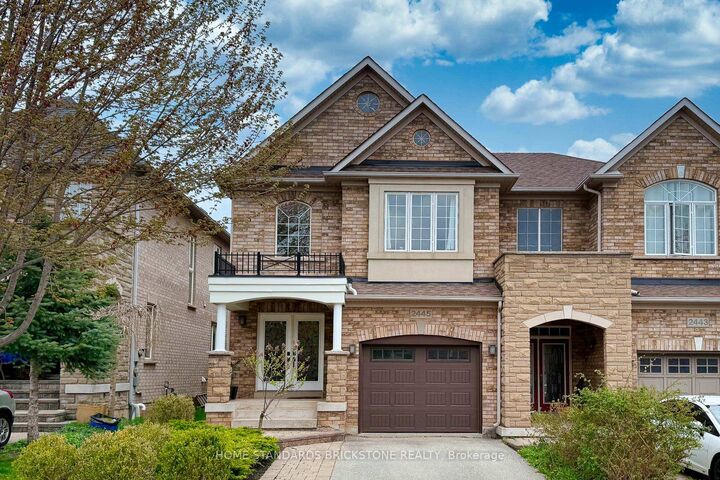 2445 Felhaber Crescent — photo 1