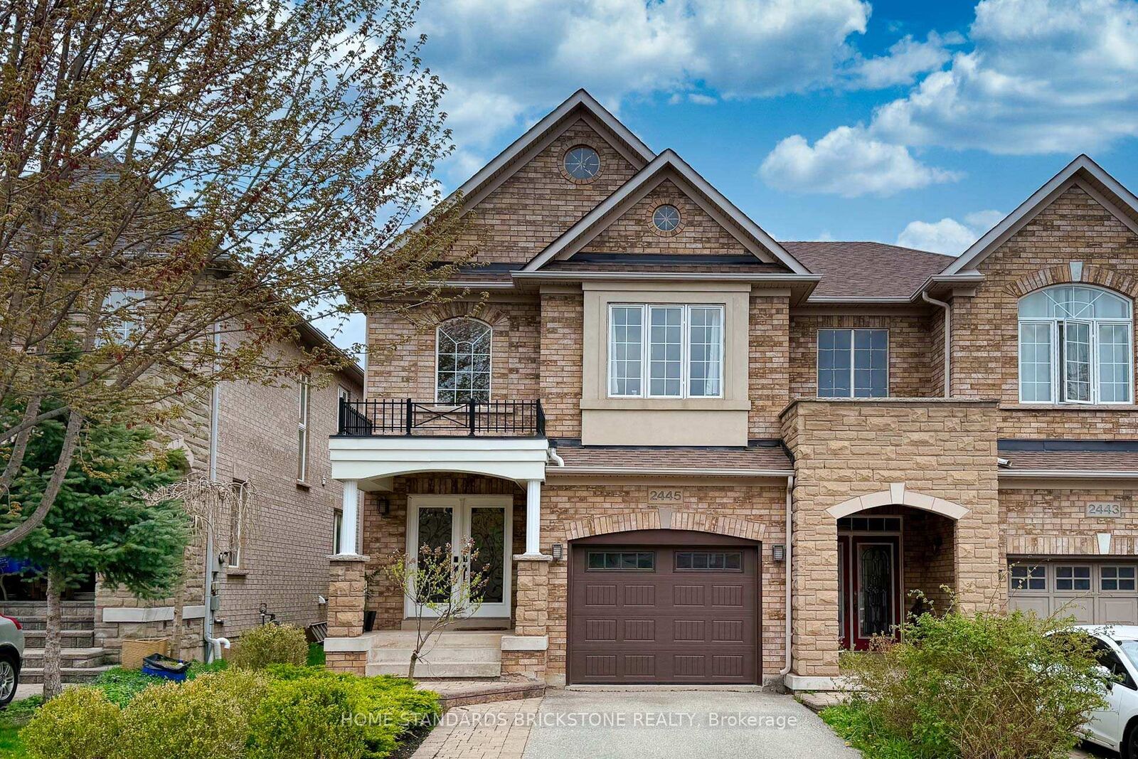 Property Photo: 2445 Felhaber Crescent ON L6H 7N8