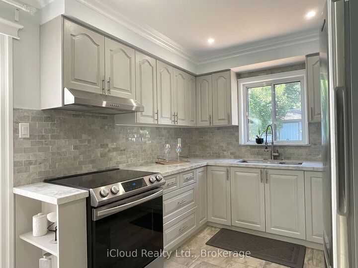 Property Photo: 73 Wright Crescent ON L7E 3X6