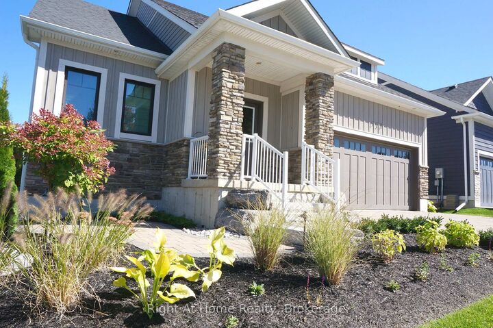 Property Photo: 107 Beacon Drive ON N0H 2P0