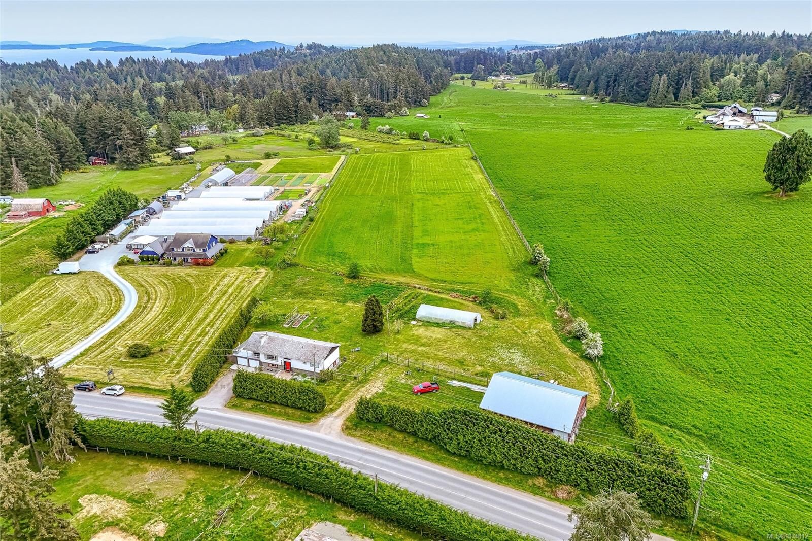 Property Photo:  1160 Fisher Rd  BC V8H 0G2 